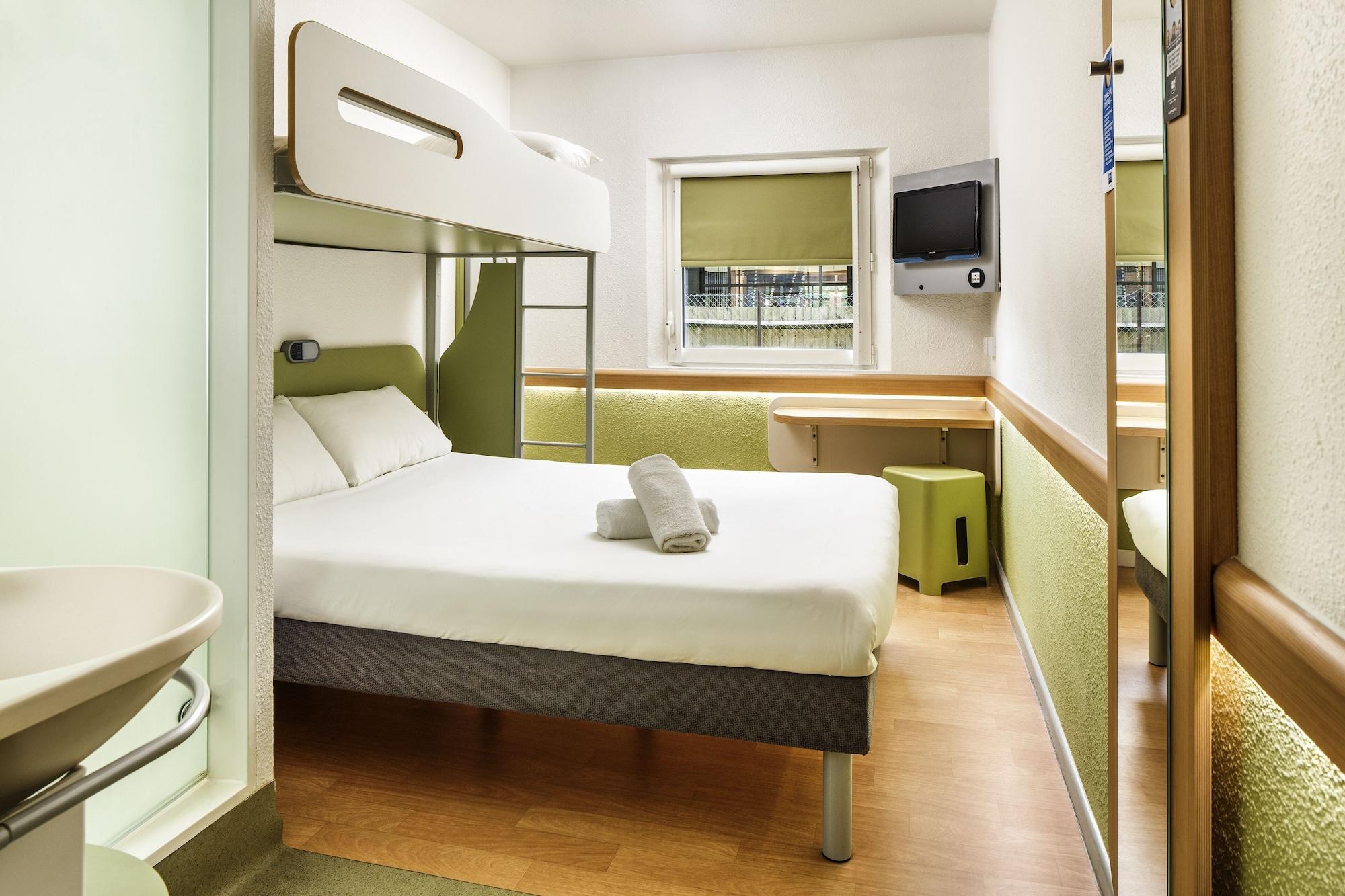 Ibis Budget Hotel 2*